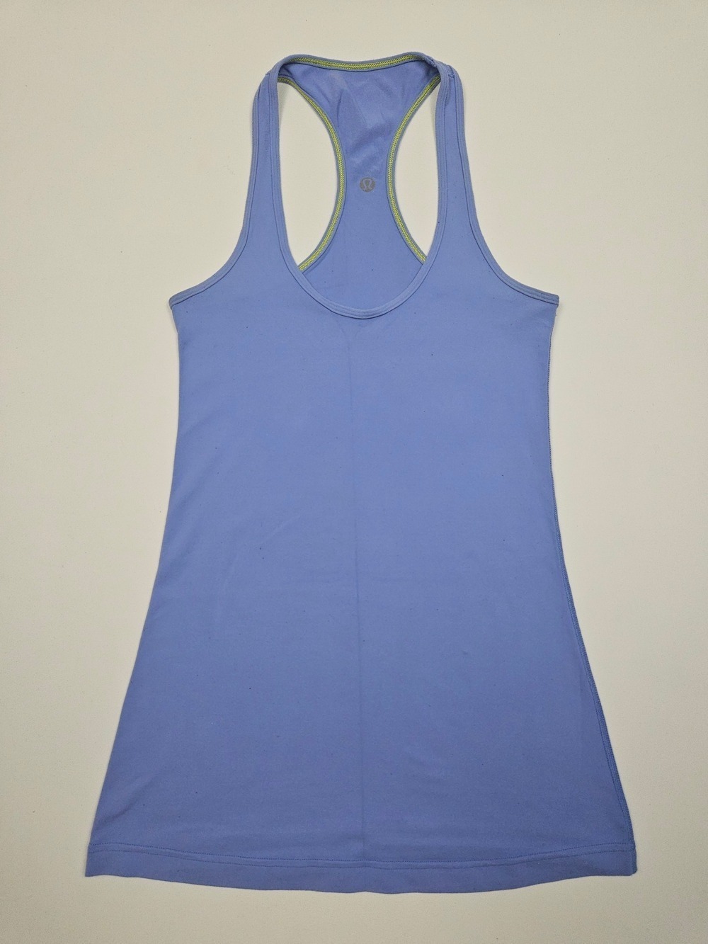 lululemon athletica Women’s Periwinkle Racerback Tank Size 4